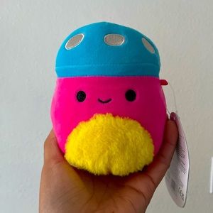 RANDALL the 5” pink mushroom squishmallow